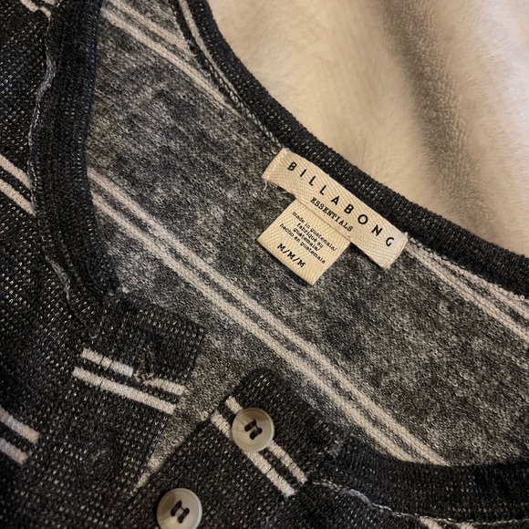 Billabong Henley Style Top - Picture 5 of 7